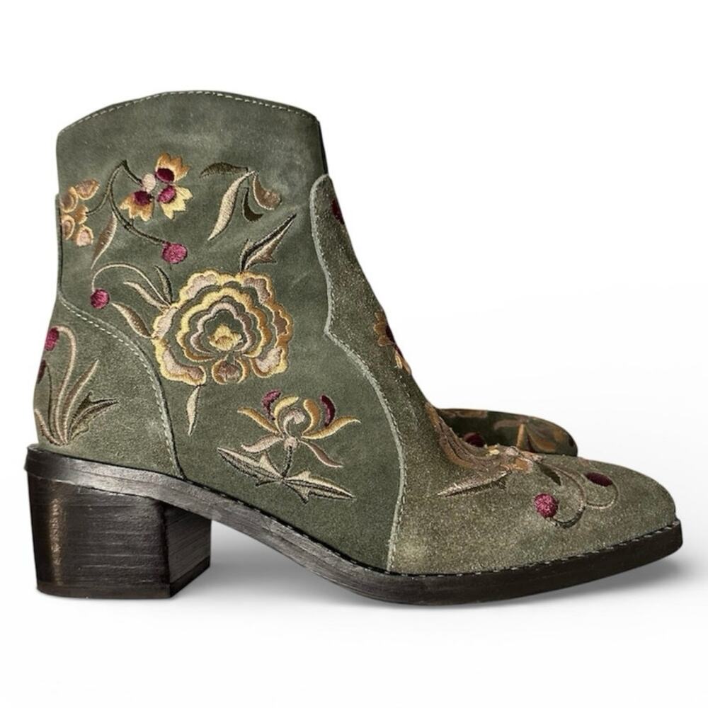 Jeffrey Campbell Floral Embroidered Green Suede Ankle Boots Sz 9 Boho Festival